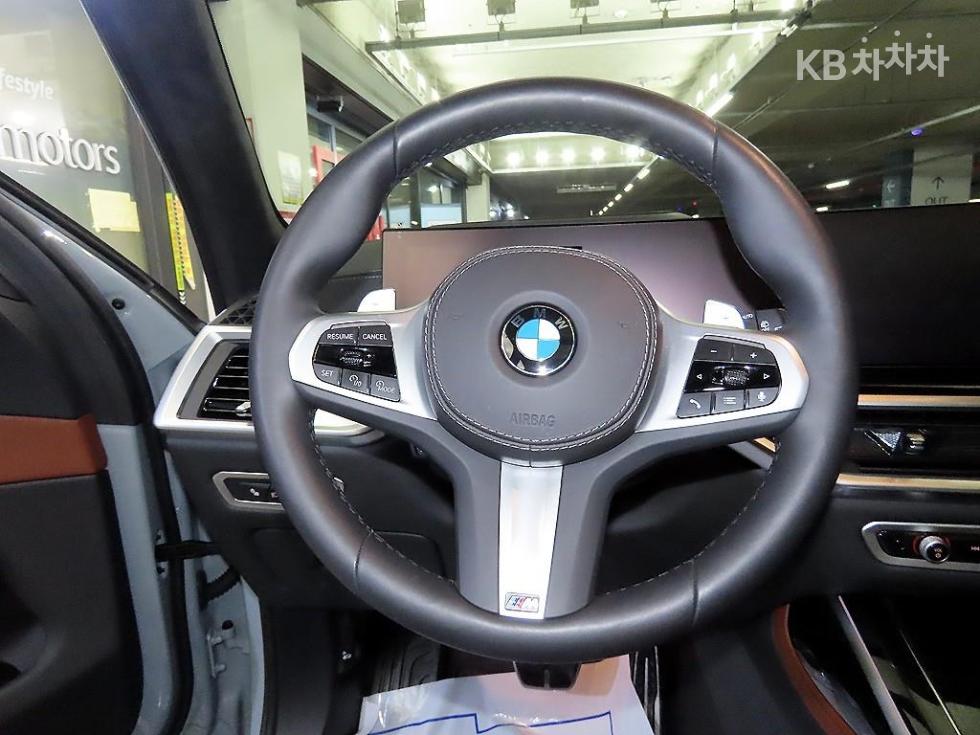 BMW X7 — miniaturë 8