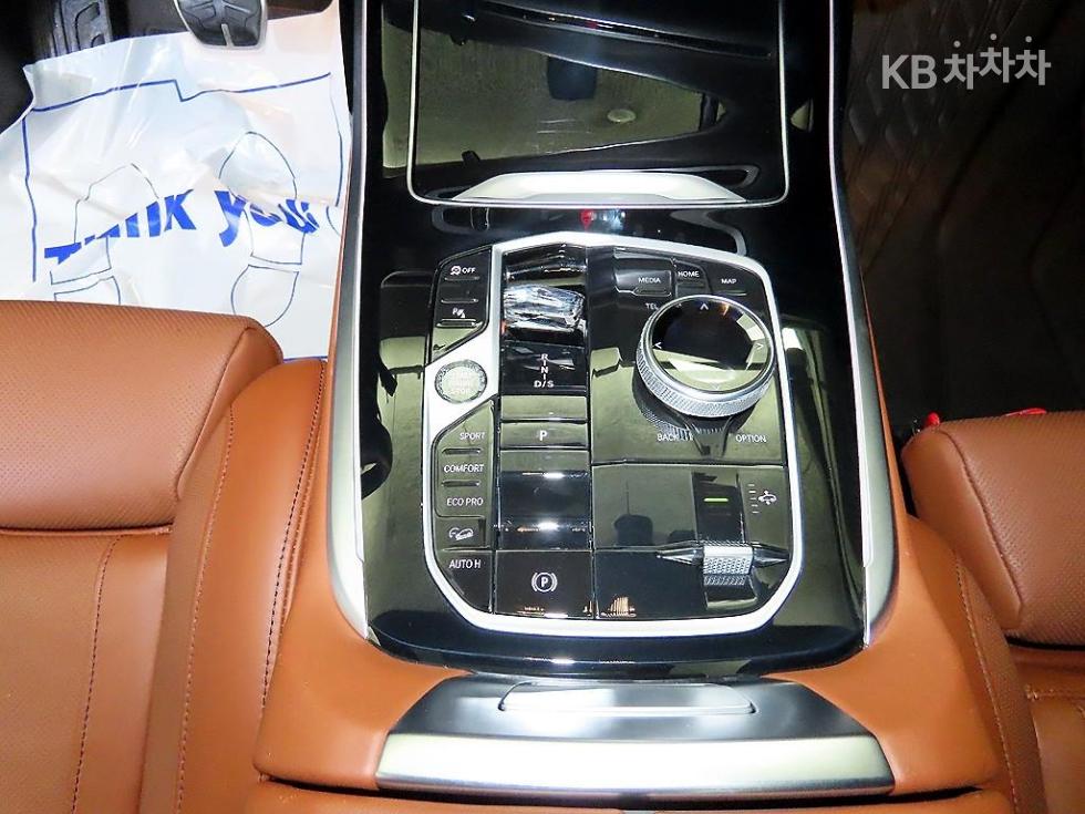 BMW X7 — miniaturë 11