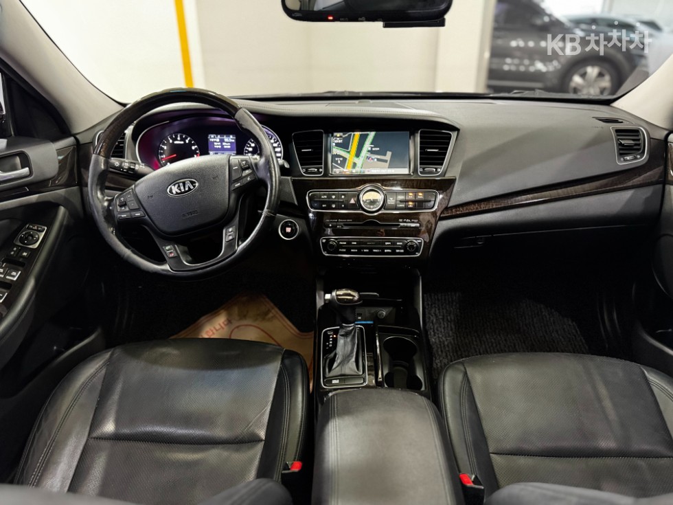 Kia K7 — miniaturë 7