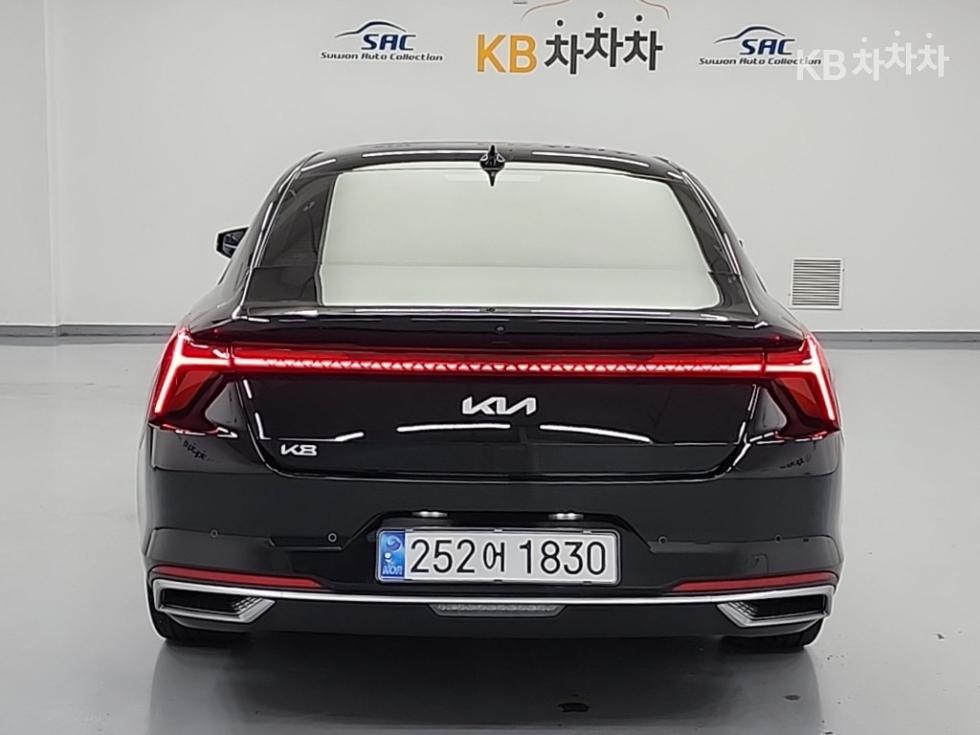 Kia K8 — miniaturë 3