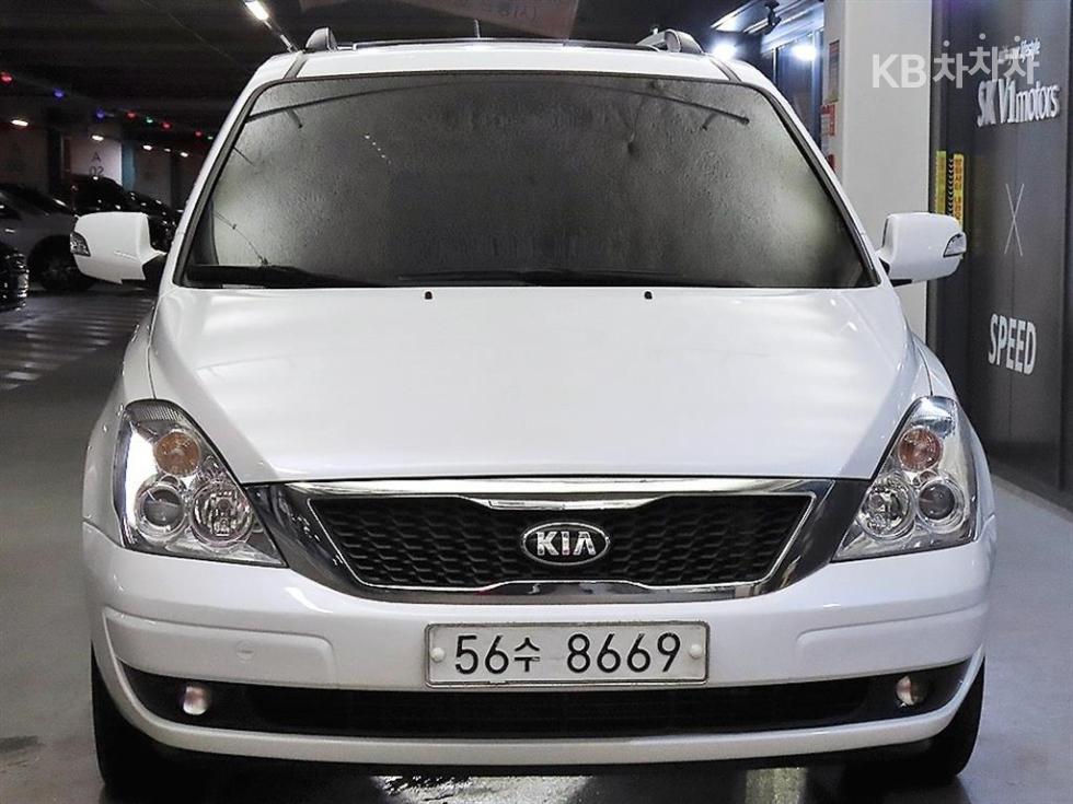 Kia Carnival — miniaturë 2