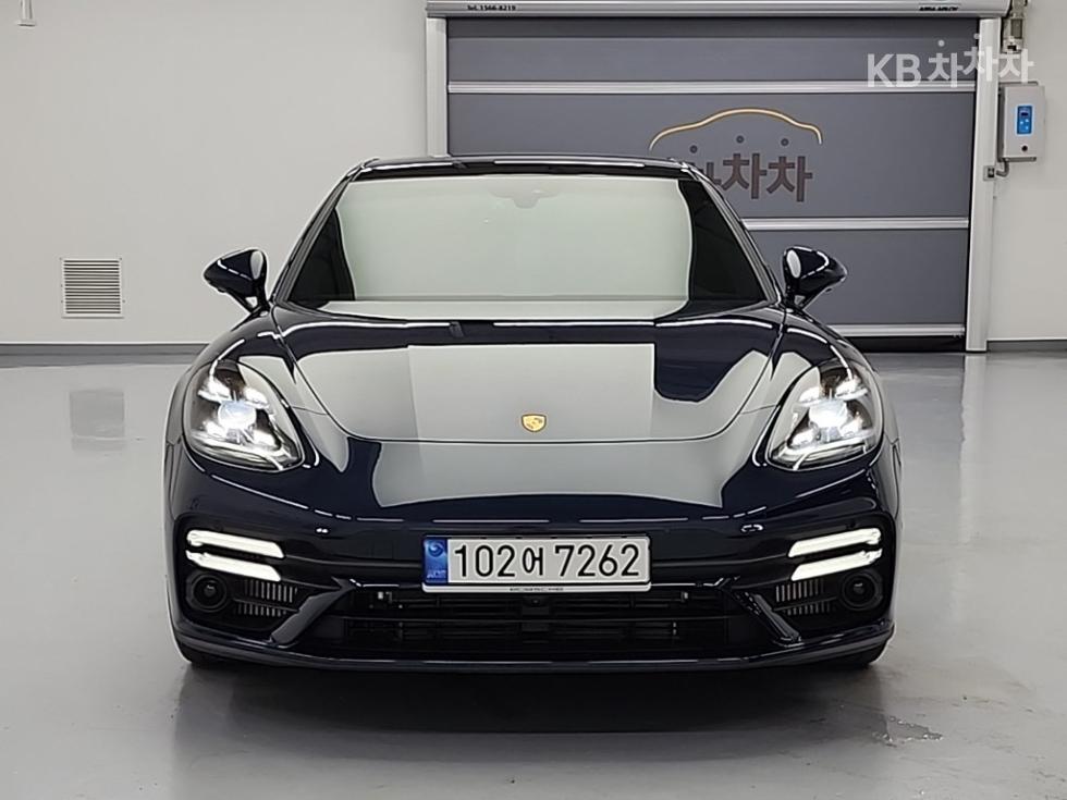2022 Porsche (971) photo