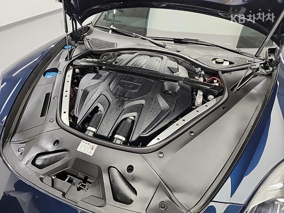 2022 Porsche (971) photo