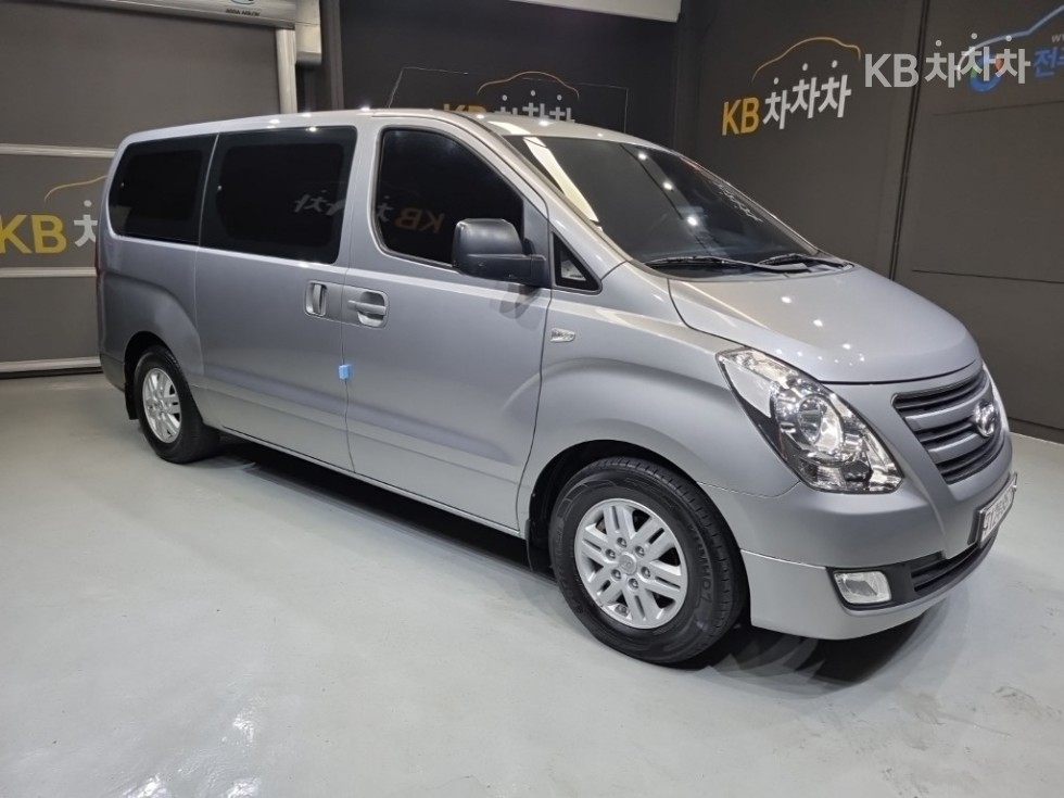 Hyundai Starex — miniaturë 5