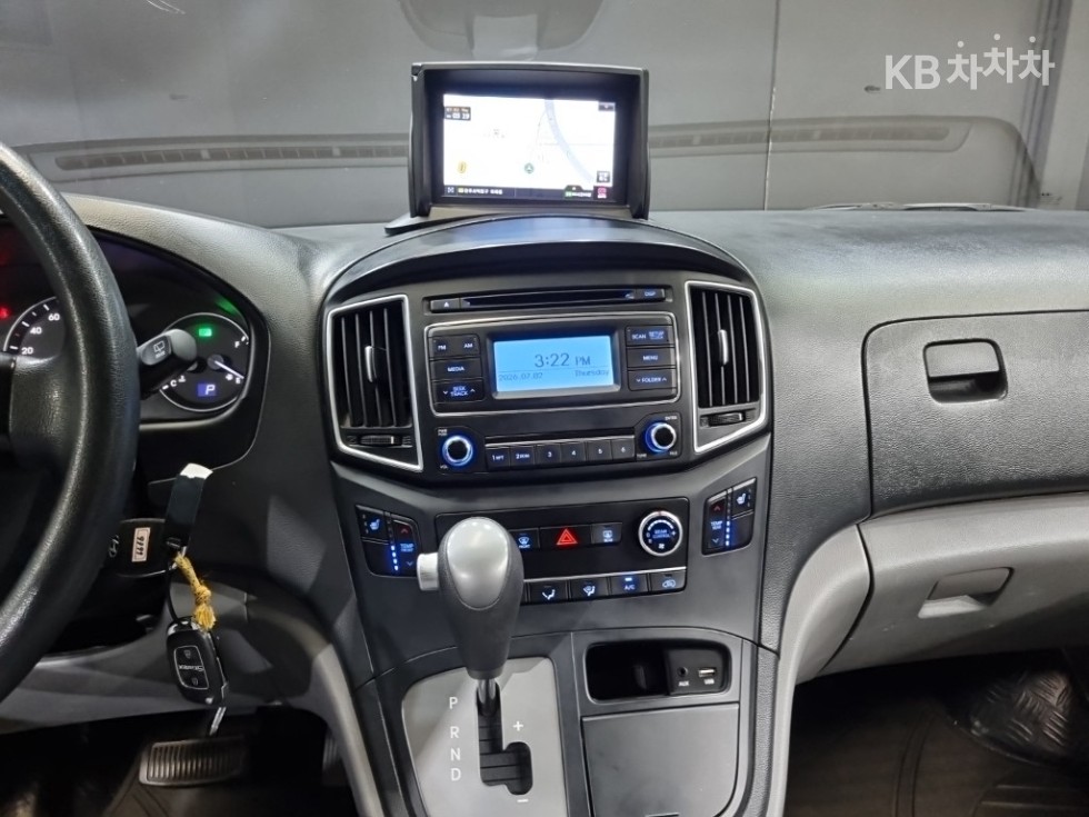 Hyundai Starex — miniaturë 10