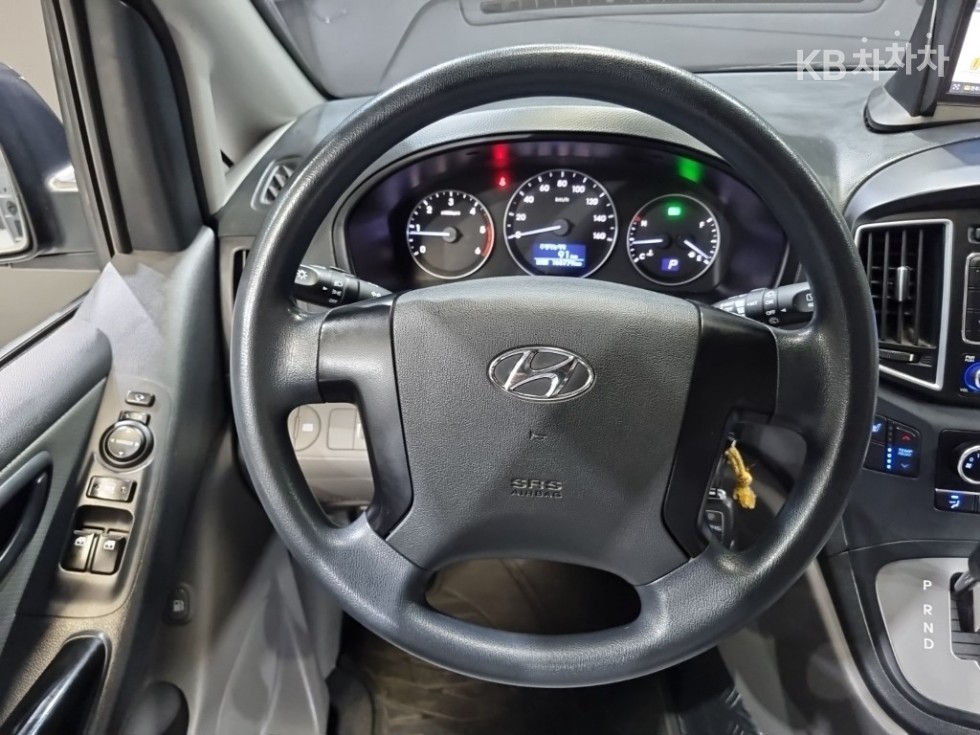Hyundai Starex — miniaturë 11