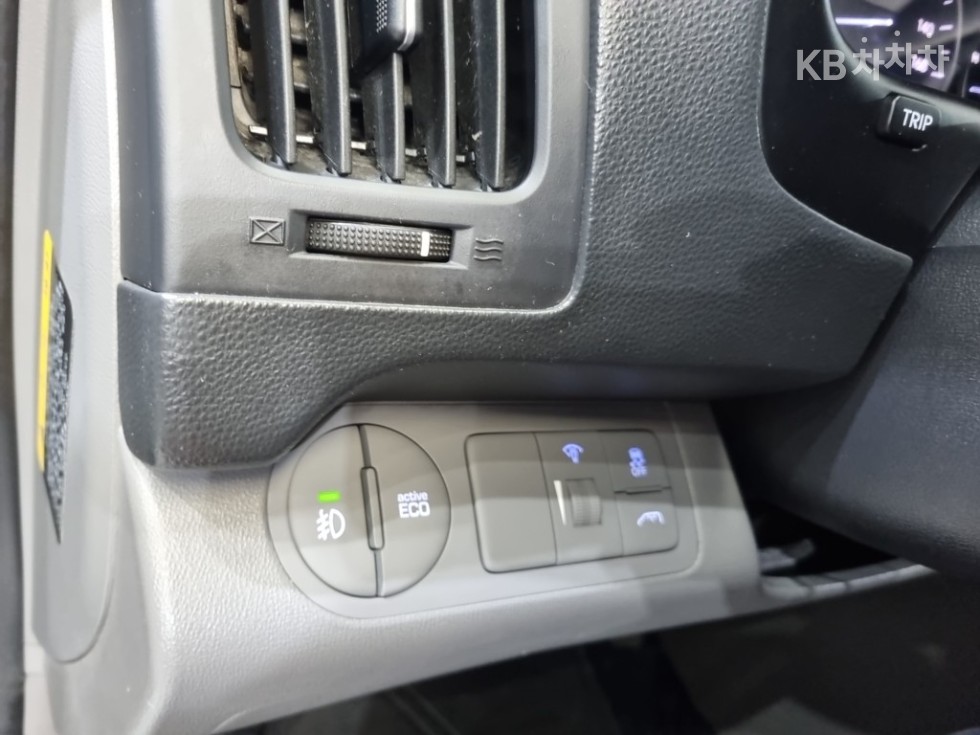 Hyundai Starex — miniaturë 18
