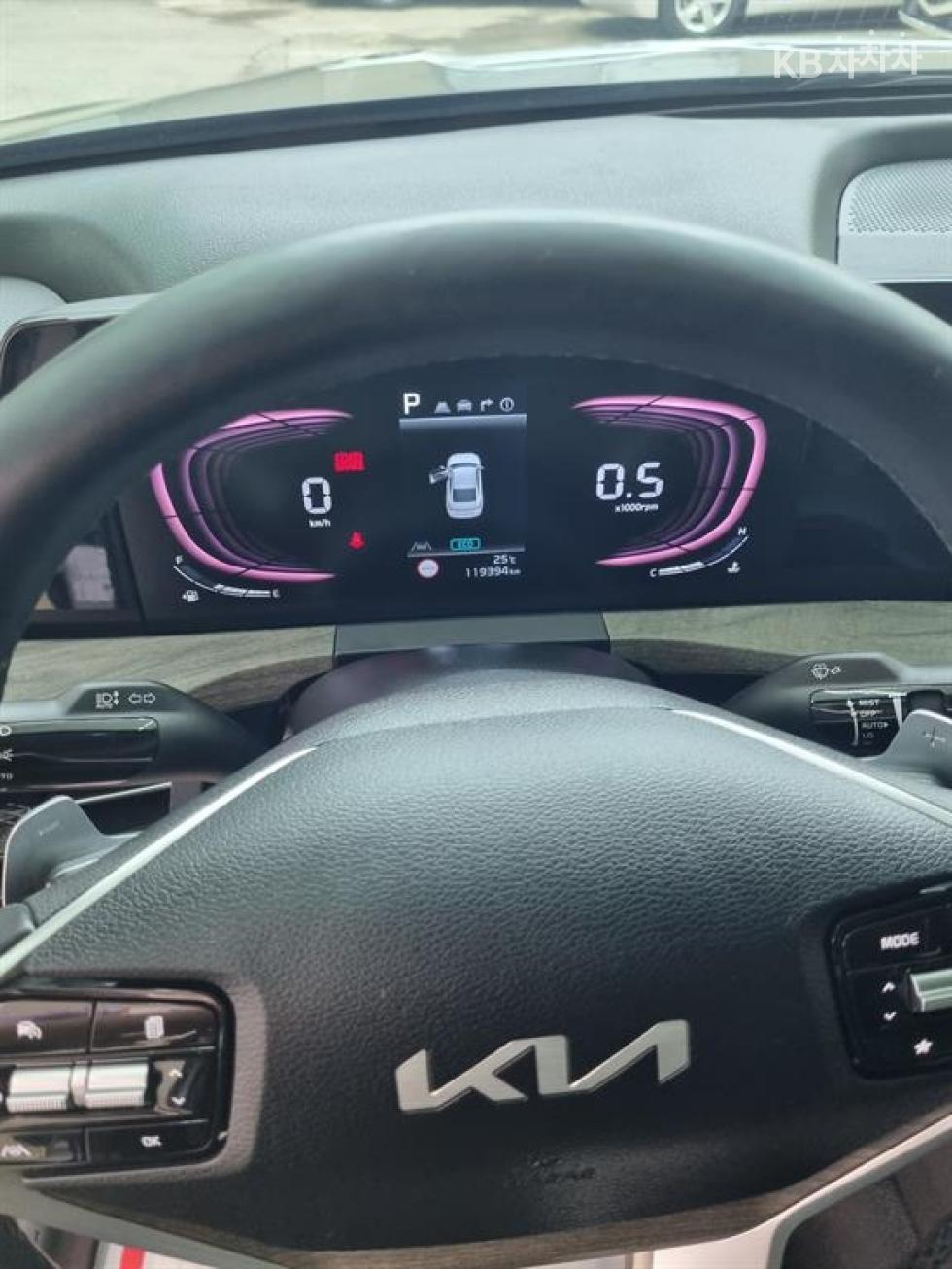 Kia K8 — miniaturë 11