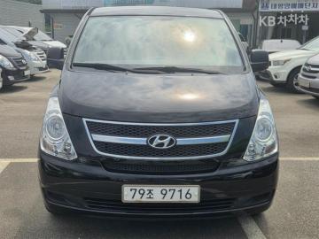 Hyundai Starex 12인승 왜건 CVX — foto 1