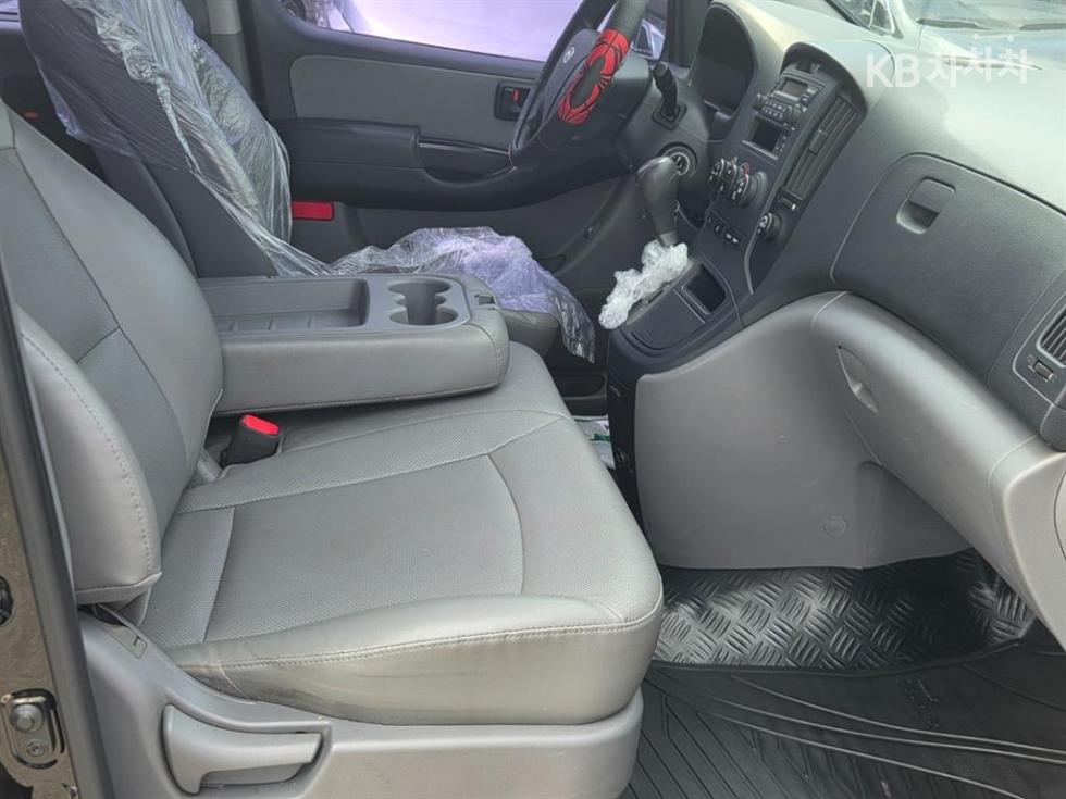 Hyundai Starex — miniaturë 9