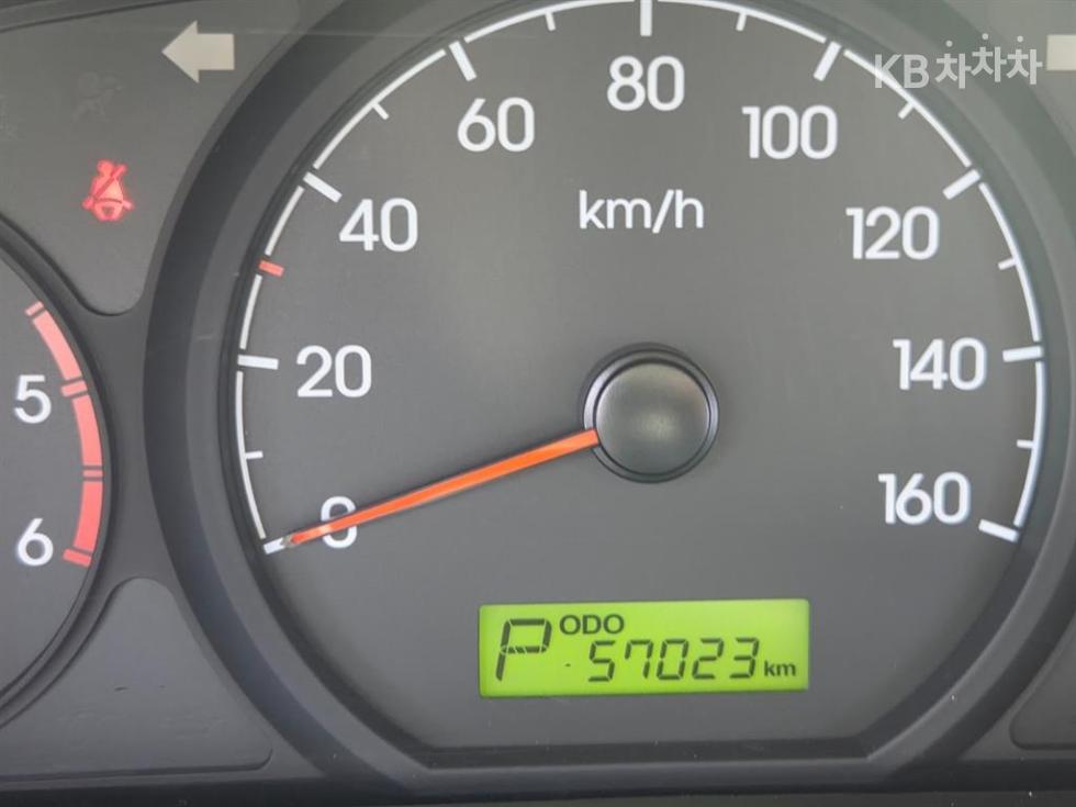 Hyundai Starex — miniaturë 11