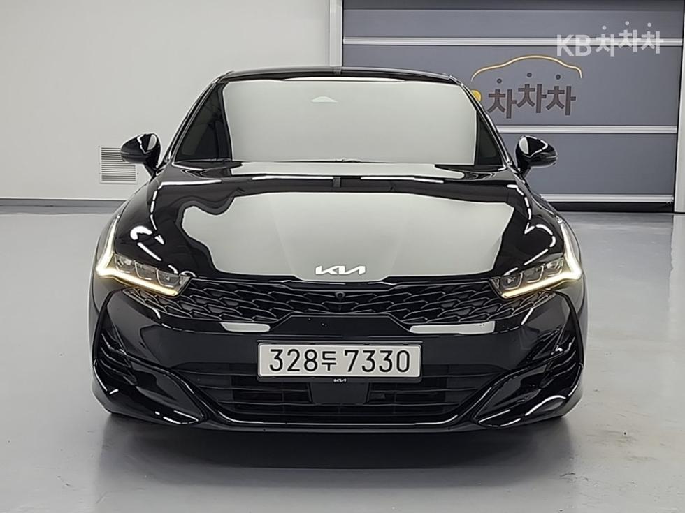 2022 Kia K5 3 photo