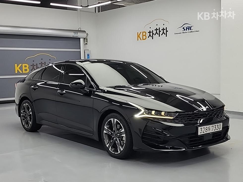 2022 Kia K5 3 photo