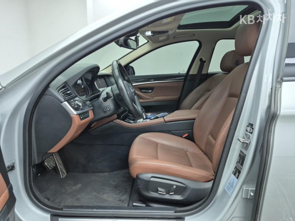 BMW 5er — miniaturë 11