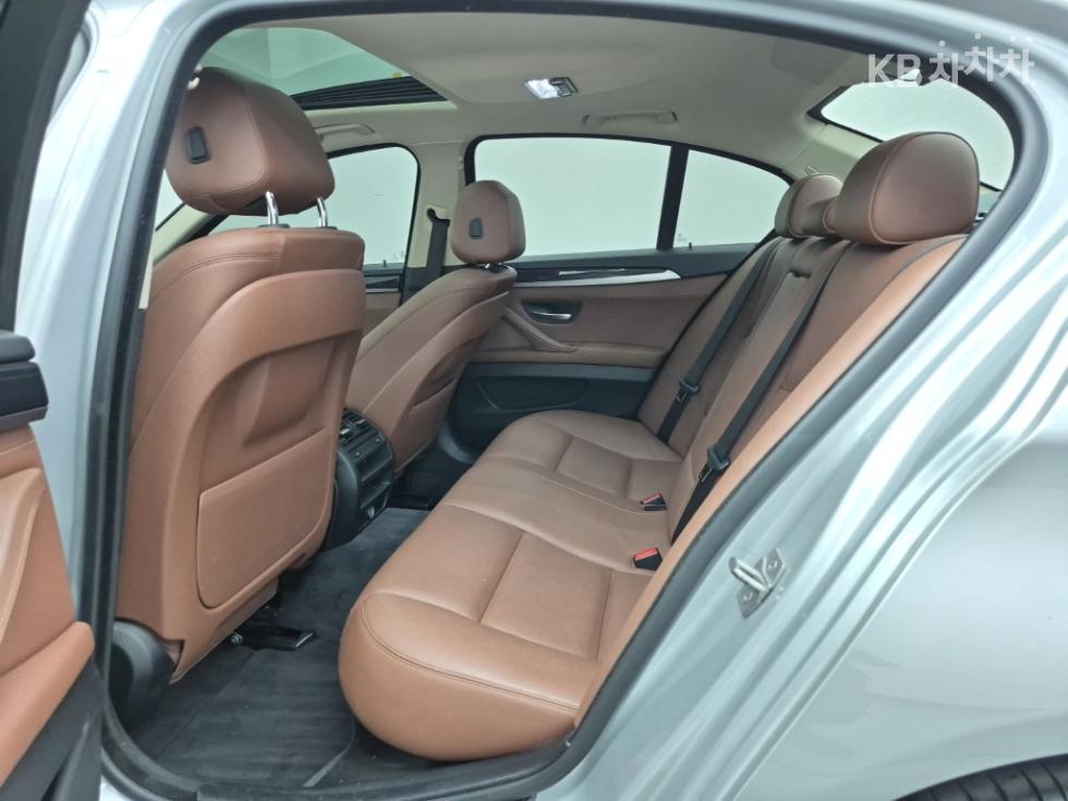 BMW 5er — miniaturë 12