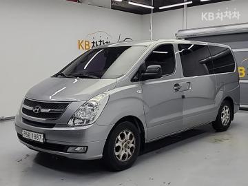 Hyundai Starex 5인승 밴 CVX — foto 1