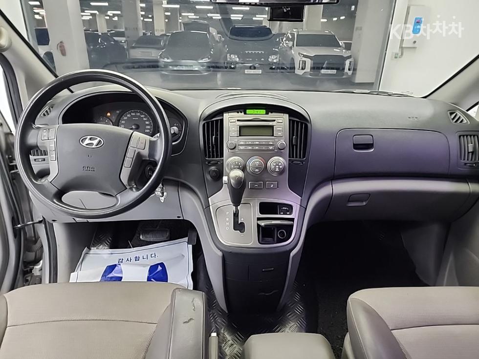 Hyundai Starex — miniaturë 7