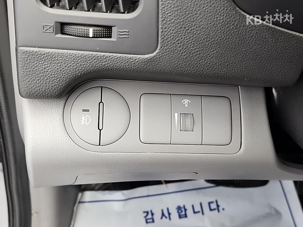 Hyundai Starex — miniaturë 14
