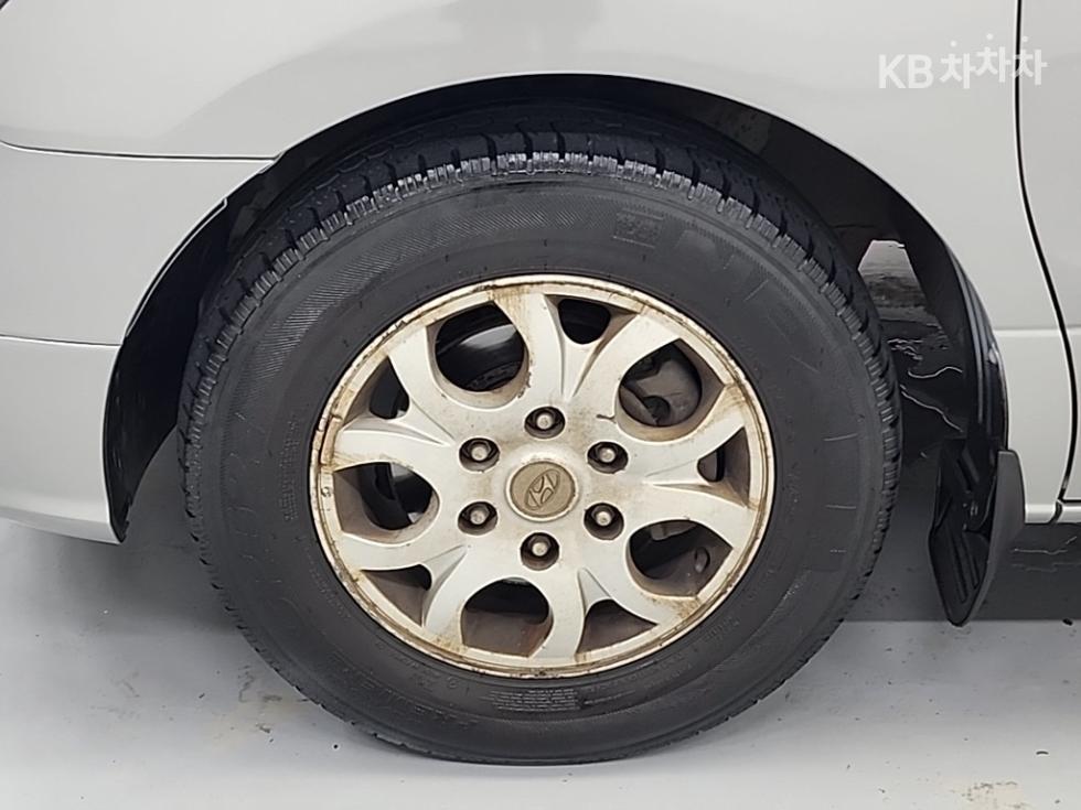 Hyundai Starex — miniaturë 17