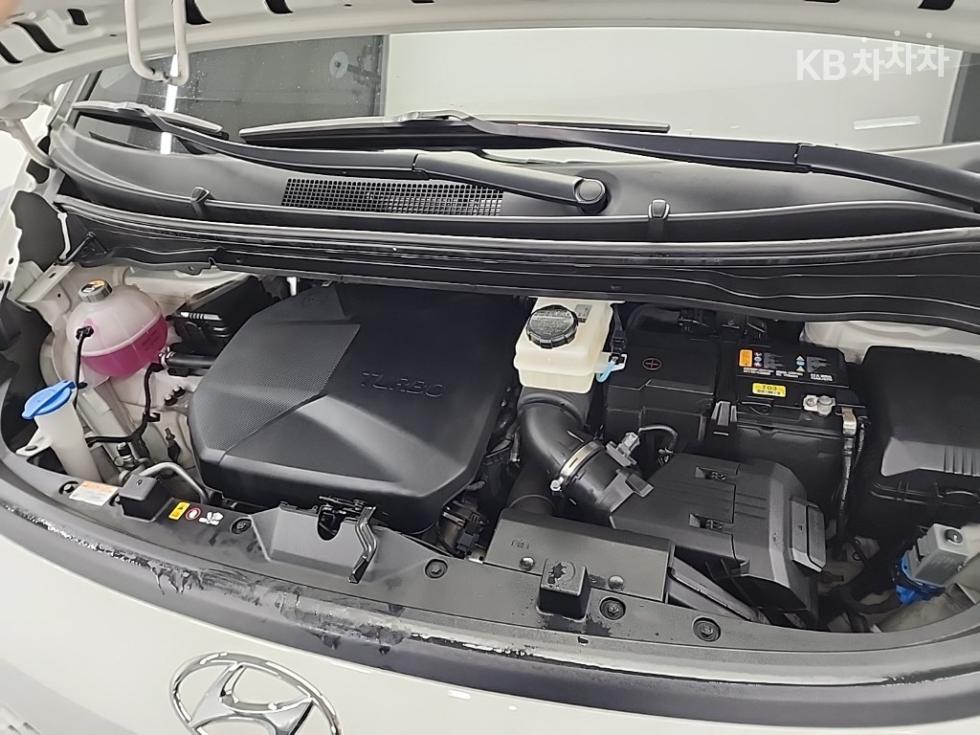 Hyundai Staria — miniaturë 5