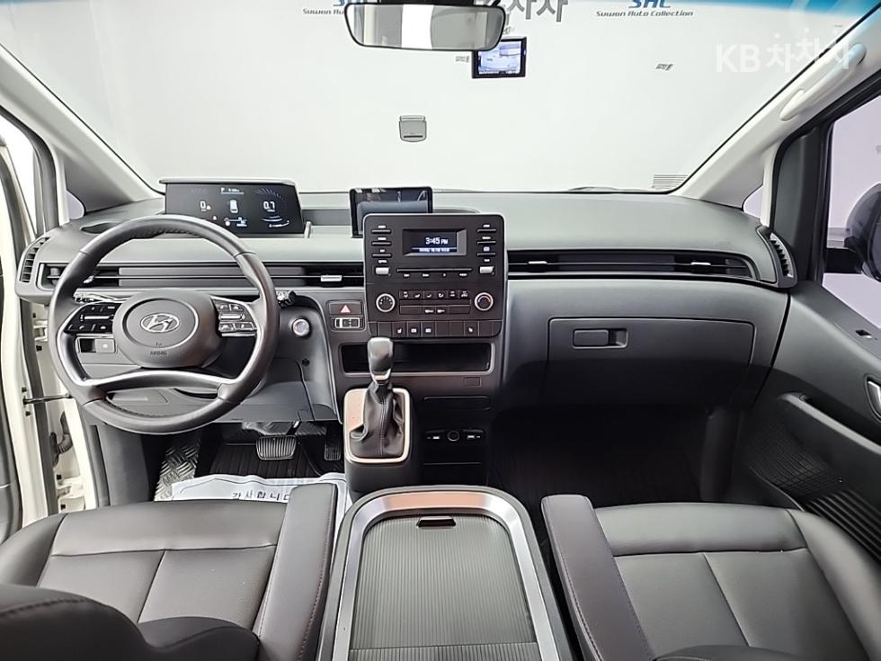 Hyundai Staria — miniaturë 7