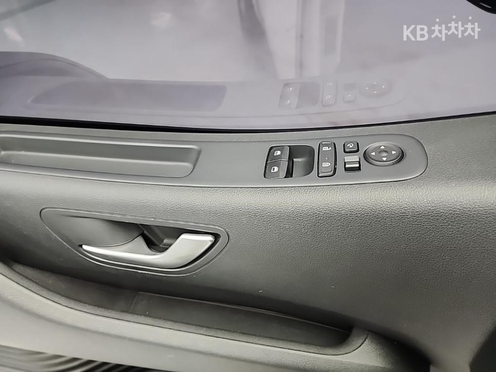 Hyundai Staria — miniaturë 17