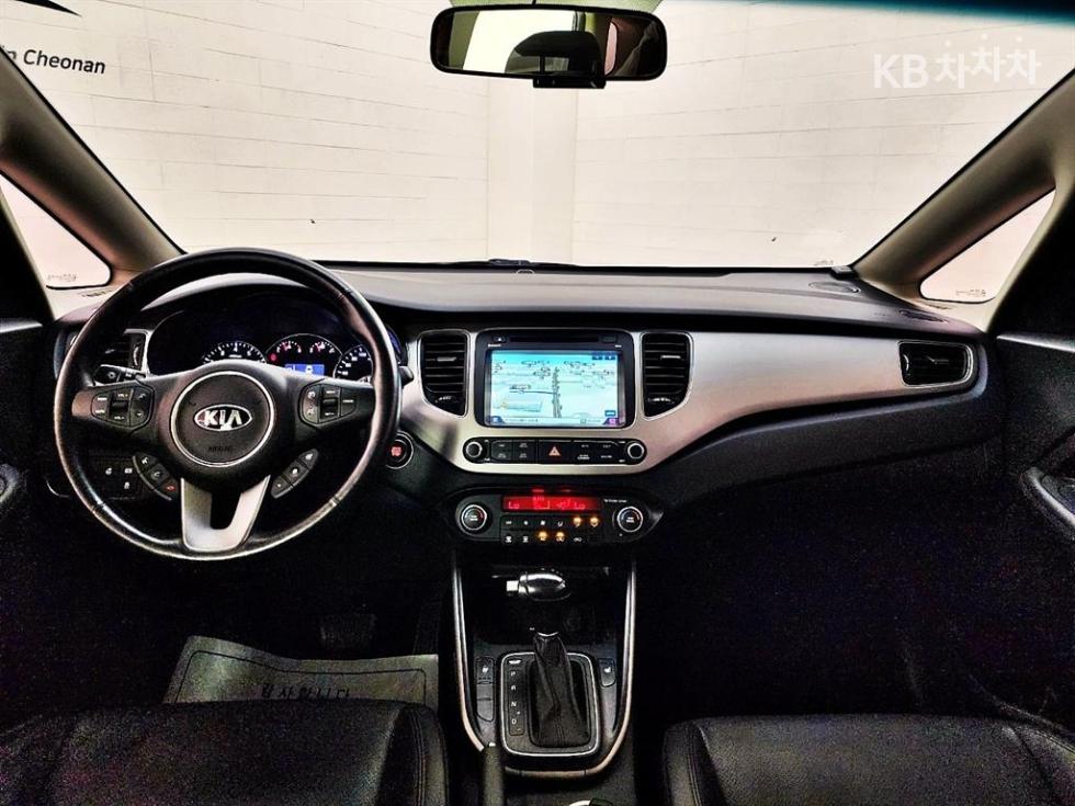 Kia Carens — miniaturë 7