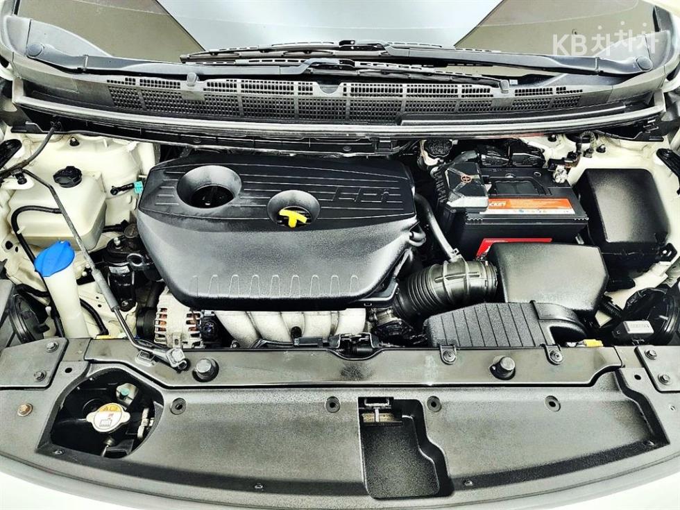 Kia Carens — miniaturë 19