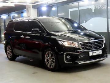 Kia Carnival 9인승 2.2 디젤 — foto 1