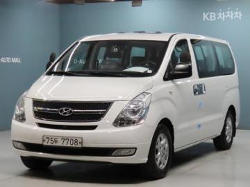 Hyundai Starex 11인승 왜건 CVX — foto 1