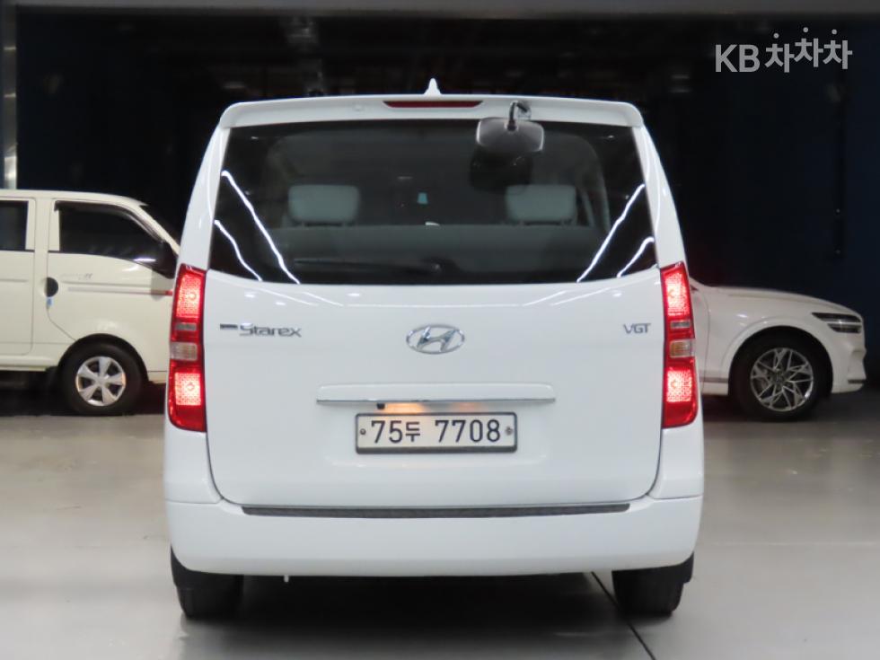 Hyundai Starex — miniaturë 3