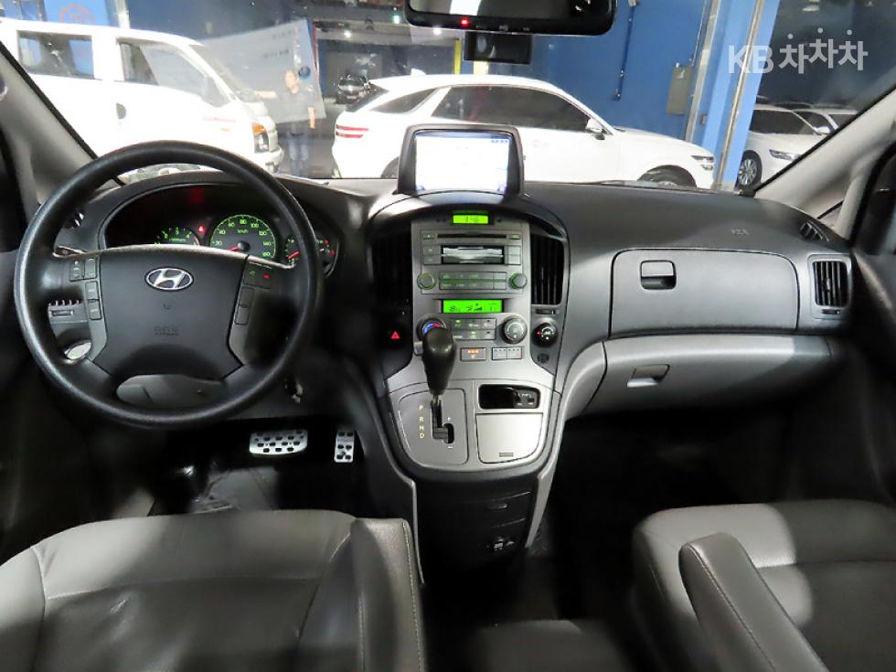 Hyundai Starex — miniaturë 5