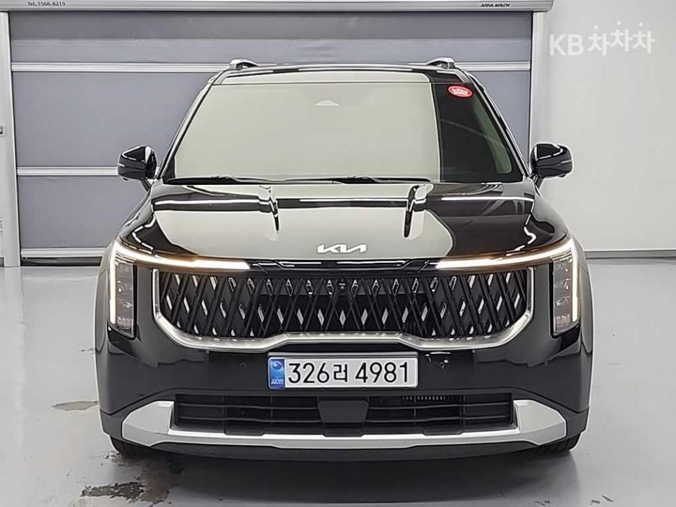 2024 Kia 4 photo