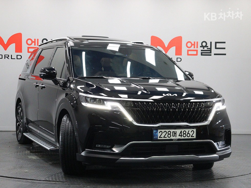 Kia Carnival — miniaturë 2