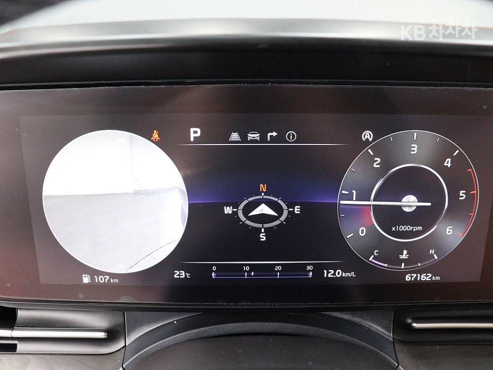 Kia Carnival — miniaturë 7
