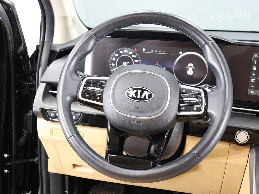 Kia Carnival — miniaturë 15