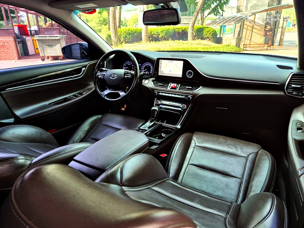 Hyundai Grandeur — miniaturë 10