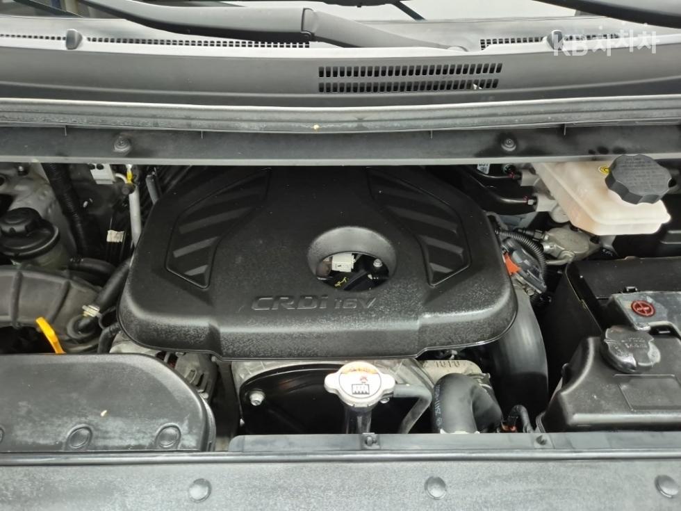 Hyundai Starex — miniaturë 5