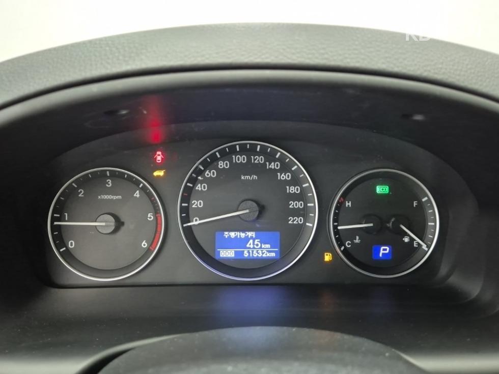 Hyundai Starex — miniaturë 6