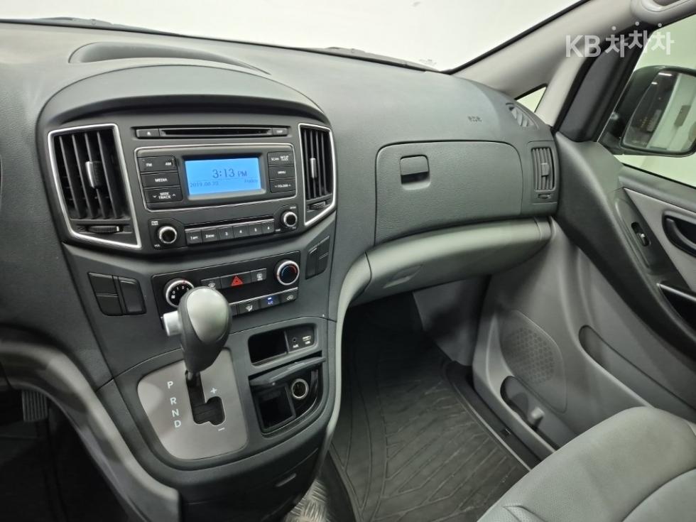 Hyundai Starex — miniaturë 10