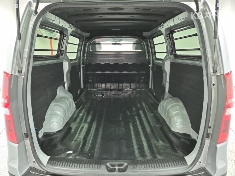 Hyundai Starex — miniaturë 17