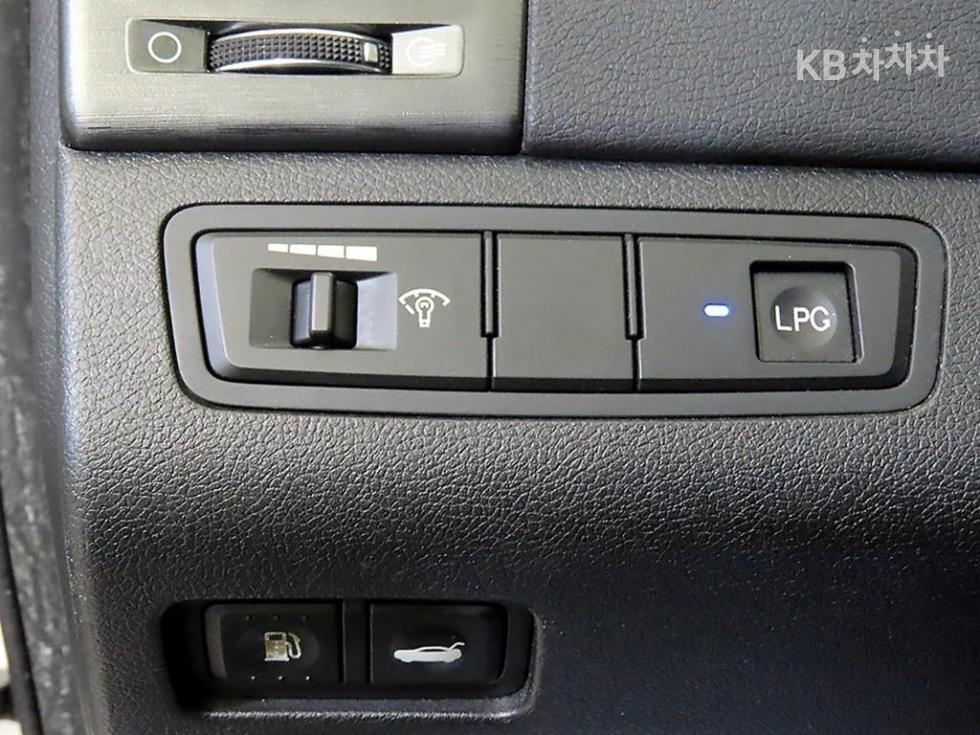 Hyundai Sonata — miniaturë 13