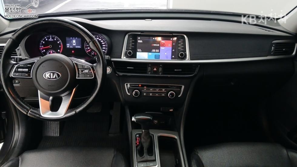 Kia K5 — miniaturë 7