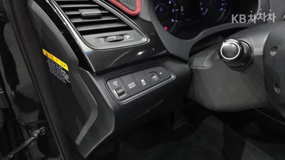 Hyundai Grandeur — miniaturë 15