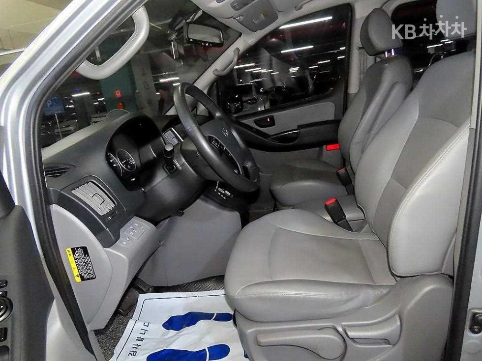 Hyundai Starex — miniaturë 6
