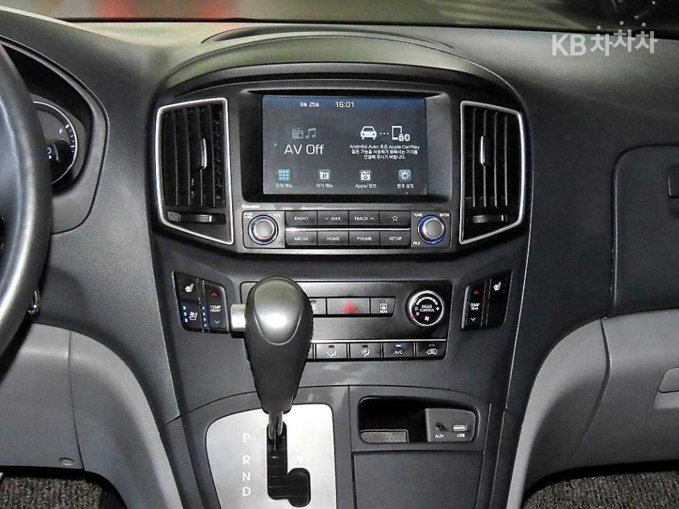 Hyundai Starex — miniaturë 11
