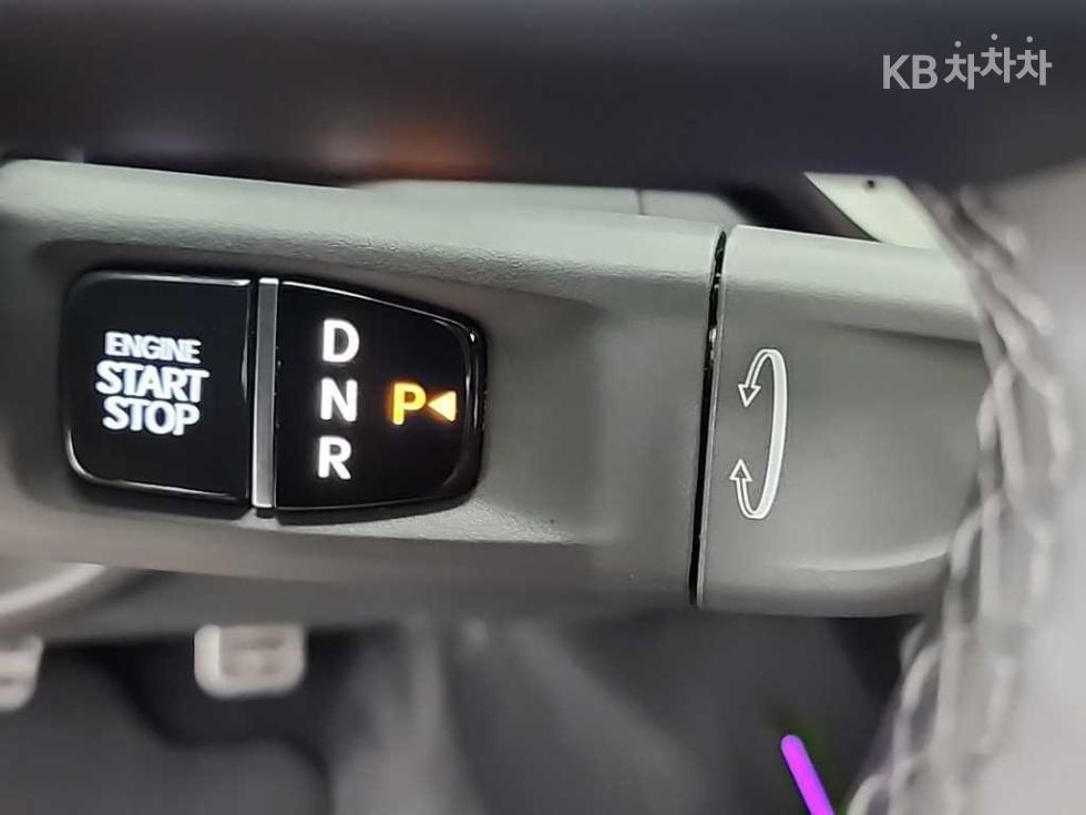 2025 Kia Used Car photo