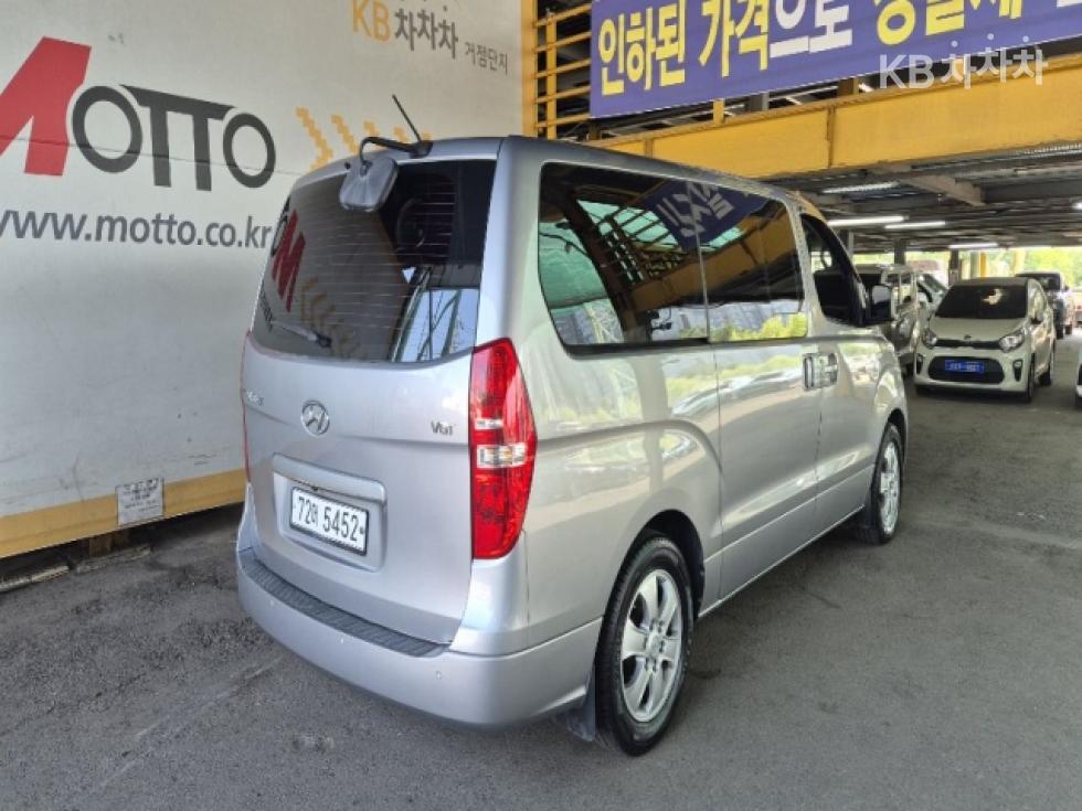 Hyundai Starex — miniaturë 5