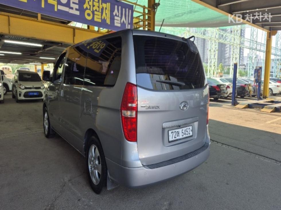 Hyundai Starex — miniaturë 7