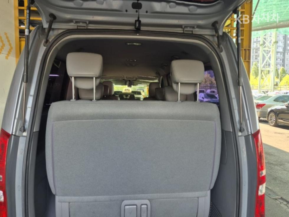 Hyundai Starex — miniaturë 8